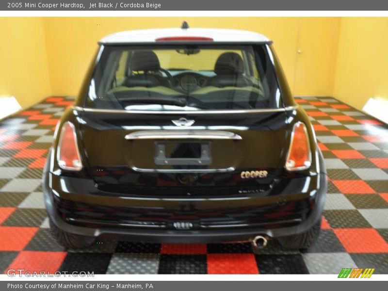 Jet Black / Cordoba Beige 2005 Mini Cooper Hardtop
