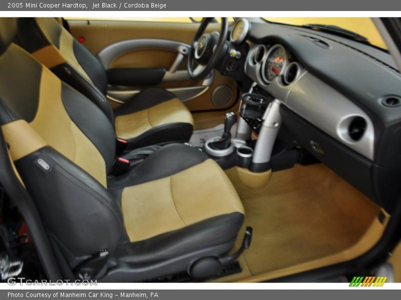 Jet Black / Cordoba Beige 2005 Mini Cooper Hardtop