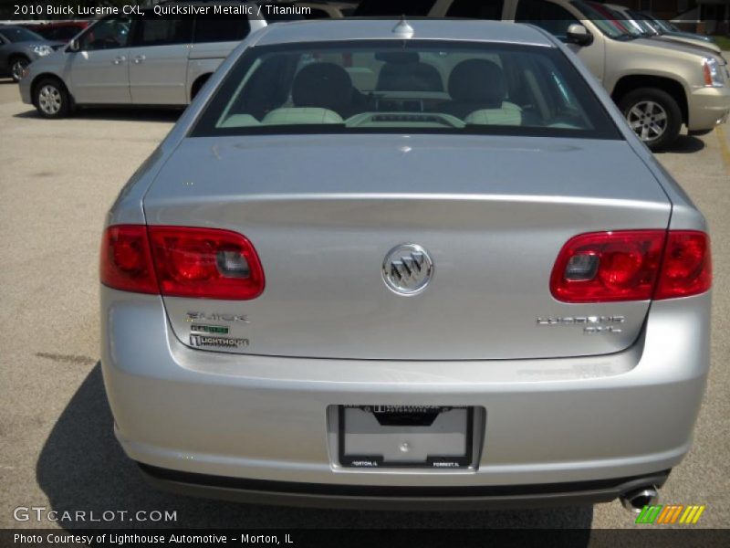 Quicksilver Metallic / Titanium 2010 Buick Lucerne CXL