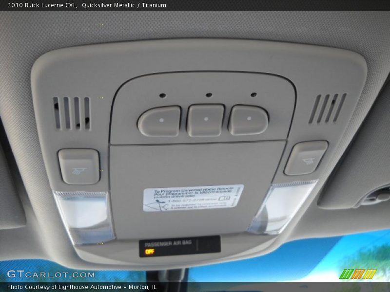 Quicksilver Metallic / Titanium 2010 Buick Lucerne CXL