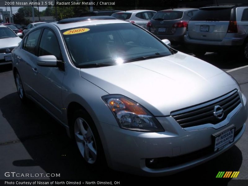 Radiant Silver Metallic / Charcoal 2008 Nissan Altima 3.5 SE