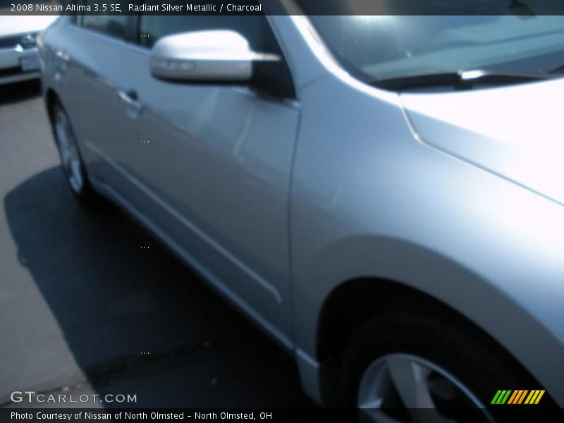 Radiant Silver Metallic / Charcoal 2008 Nissan Altima 3.5 SE