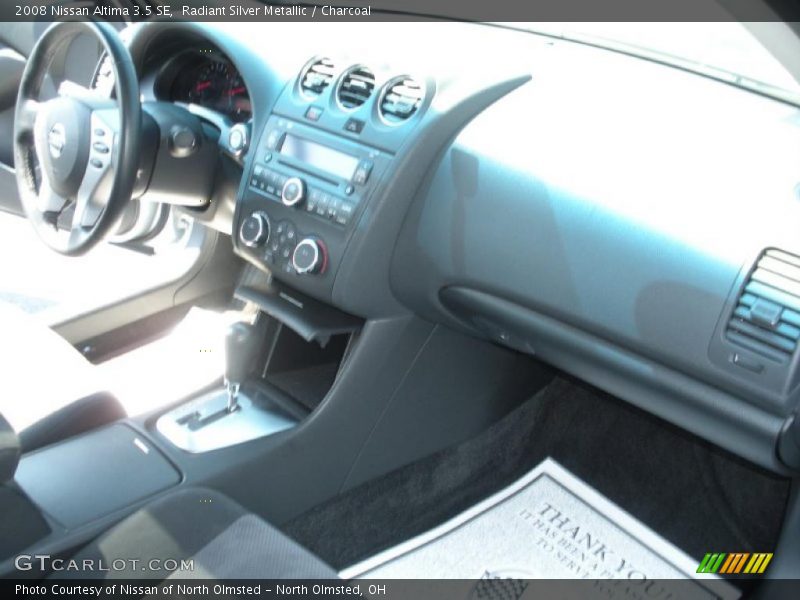 Radiant Silver Metallic / Charcoal 2008 Nissan Altima 3.5 SE