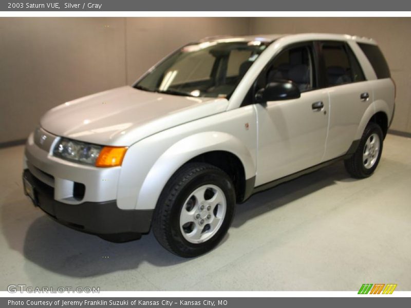 Silver / Gray 2003 Saturn VUE