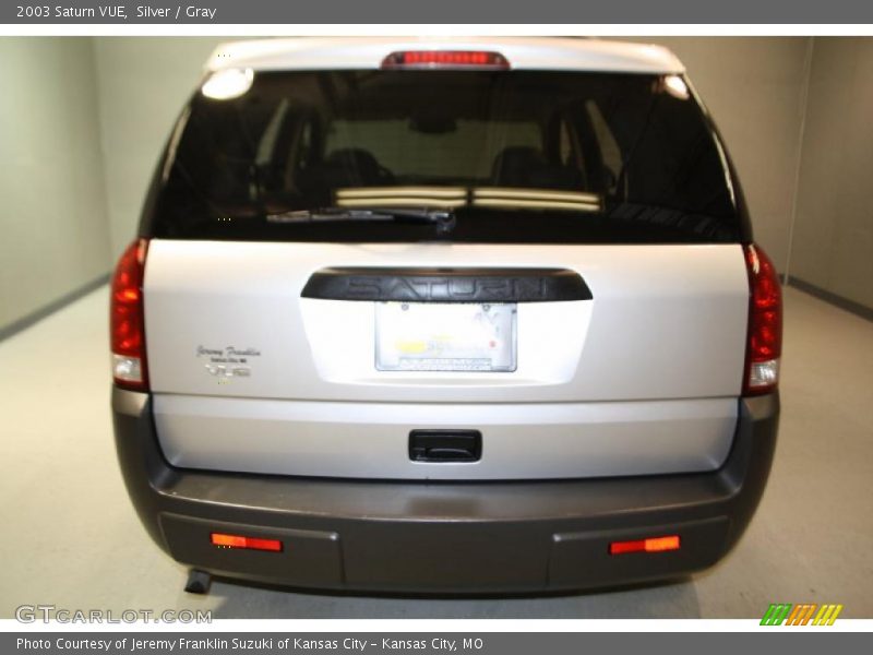 Silver / Gray 2003 Saturn VUE