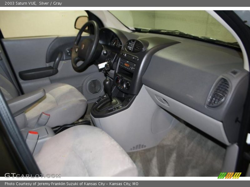 Silver / Gray 2003 Saturn VUE