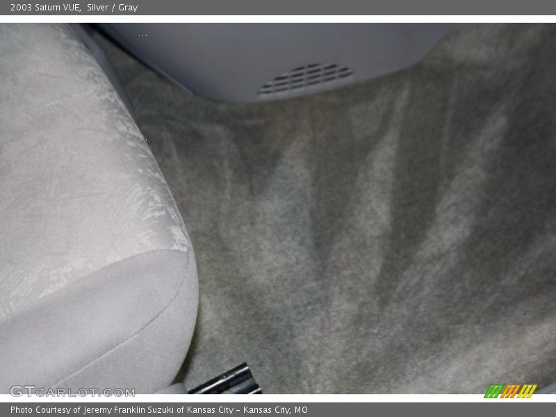Silver / Gray 2003 Saturn VUE
