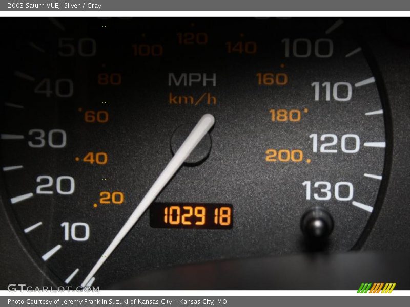 Silver / Gray 2003 Saturn VUE