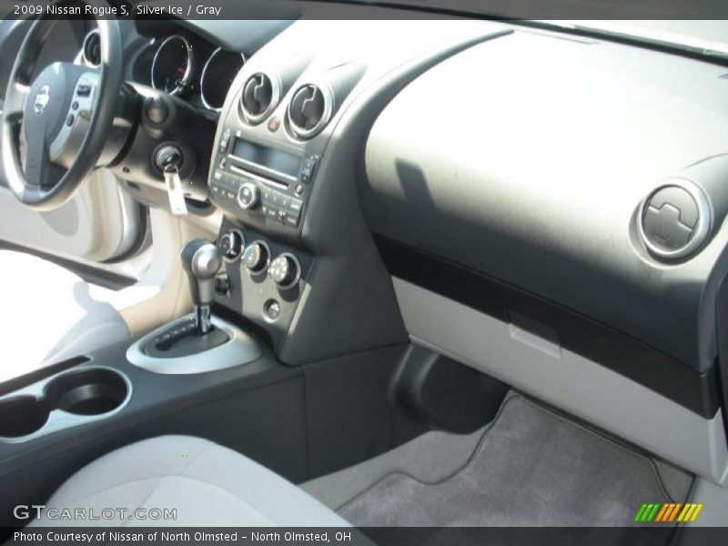 Silver Ice / Gray 2009 Nissan Rogue S