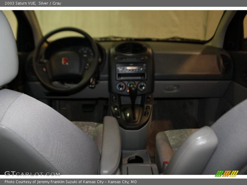 Silver / Gray 2003 Saturn VUE