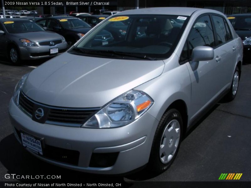 Brillant Silver / Charcoal 2009 Nissan Versa 1.8 S Sedan