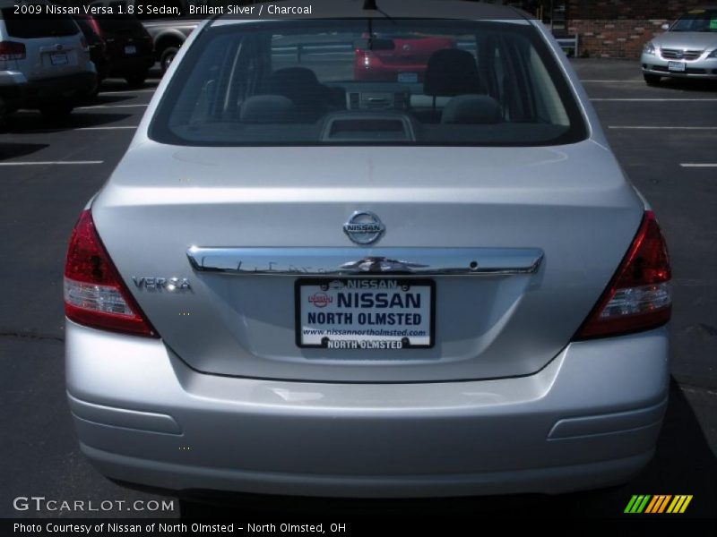 Brillant Silver / Charcoal 2009 Nissan Versa 1.8 S Sedan