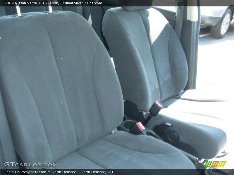 Brillant Silver / Charcoal 2009 Nissan Versa 1.8 S Sedan
