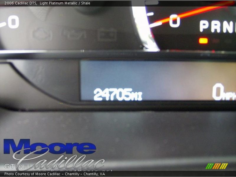 Light Platinum Metallic / Shale 2006 Cadillac DTS