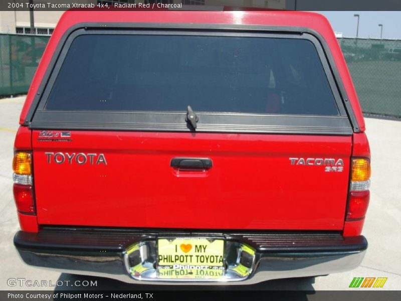 Radiant Red / Charcoal 2004 Toyota Tacoma Xtracab 4x4