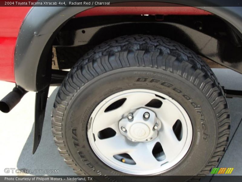 Radiant Red / Charcoal 2004 Toyota Tacoma Xtracab 4x4