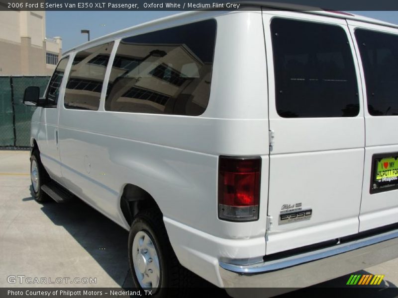 Oxford White / Medium Flint Grey 2006 Ford E Series Van E350 XLT Passenger