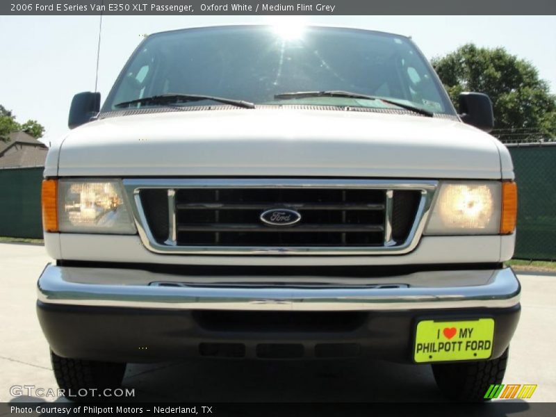 Oxford White / Medium Flint Grey 2006 Ford E Series Van E350 XLT Passenger