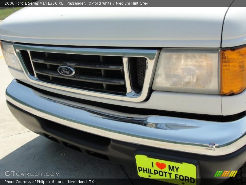 Oxford White / Medium Flint Grey 2006 Ford E Series Van E350 XLT Passenger