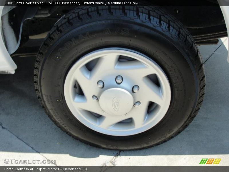 Oxford White / Medium Flint Grey 2006 Ford E Series Van E350 XLT Passenger