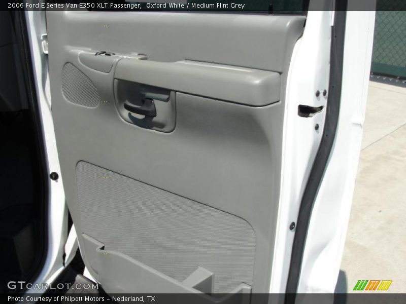 Oxford White / Medium Flint Grey 2006 Ford E Series Van E350 XLT Passenger