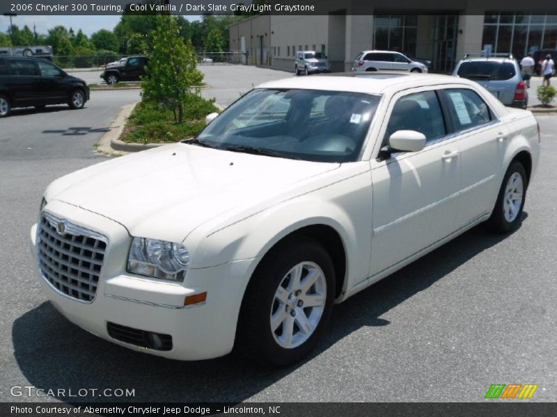 Cool Vanilla / Dark Slate Gray/Light Graystone 2006 Chrysler 300 Touring