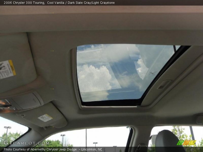 Cool Vanilla / Dark Slate Gray/Light Graystone 2006 Chrysler 300 Touring