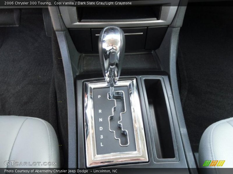 Cool Vanilla / Dark Slate Gray/Light Graystone 2006 Chrysler 300 Touring