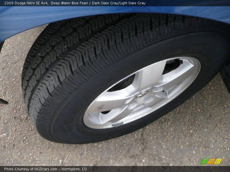 Deep Water Blue Pearl / Dark Slate Gray/Light Slate Gray 2009 Dodge Nitro SE 4x4