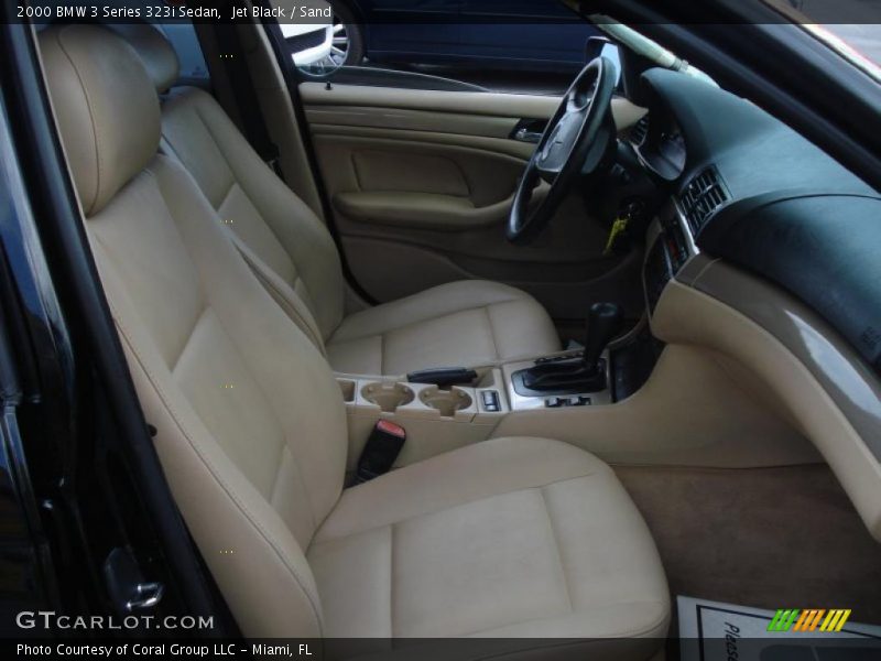 Jet Black / Sand 2000 BMW 3 Series 323i Sedan
