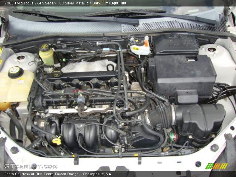 CD Silver Metallic / Dark Flint/Light Flint 2005 Ford Focus ZX4 S Sedan