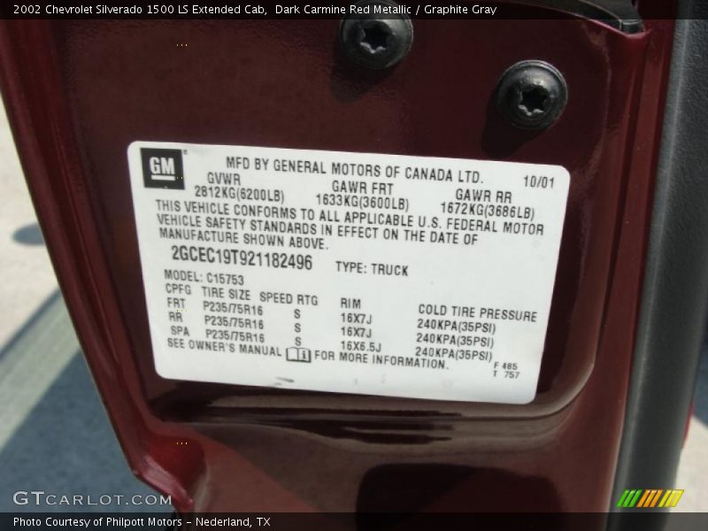 Dark Carmine Red Metallic / Graphite Gray 2002 Chevrolet Silverado 1500 LS Extended Cab