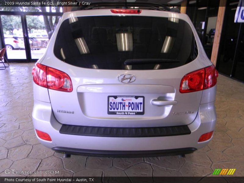 Bright Silver / Gray 2009 Hyundai Santa Fe GLS