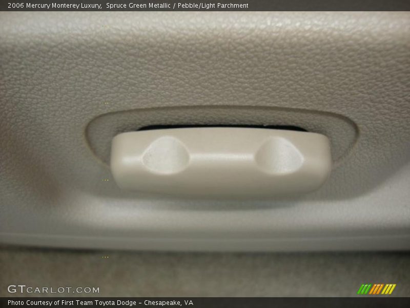 Spruce Green Metallic / Pebble/Light Parchment 2006 Mercury Monterey Luxury