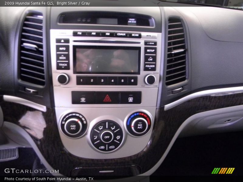 Bright Silver / Gray 2009 Hyundai Santa Fe GLS