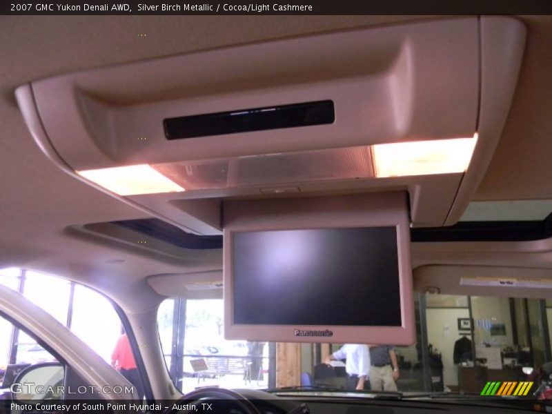 Silver Birch Metallic / Cocoa/Light Cashmere 2007 GMC Yukon Denali AWD
