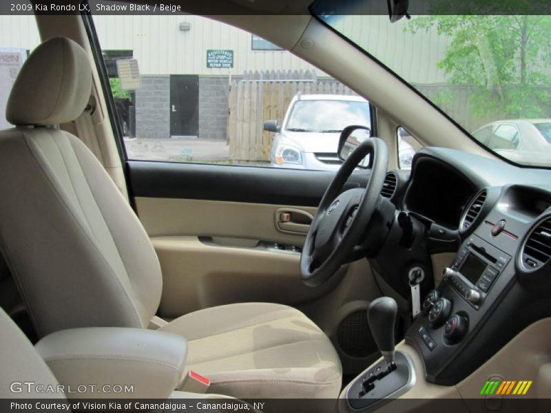 Shadow Black / Beige 2009 Kia Rondo LX
