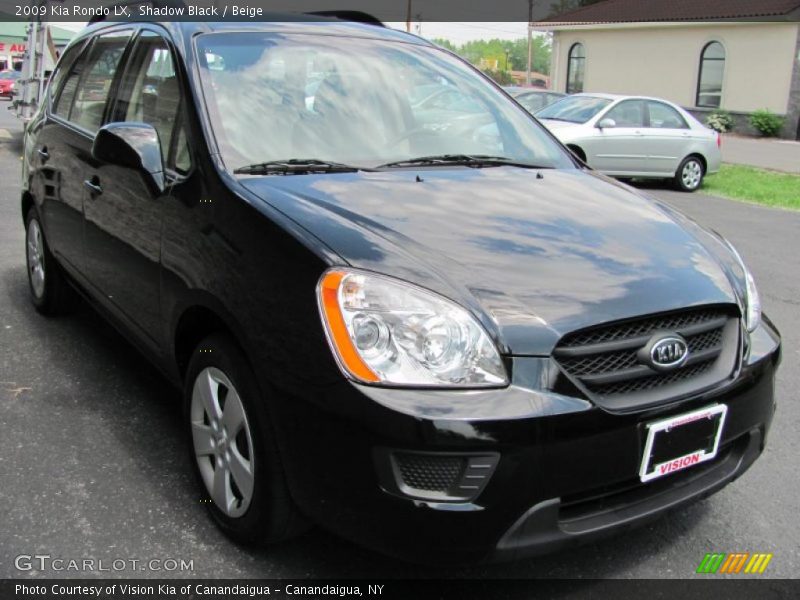 Shadow Black / Beige 2009 Kia Rondo LX