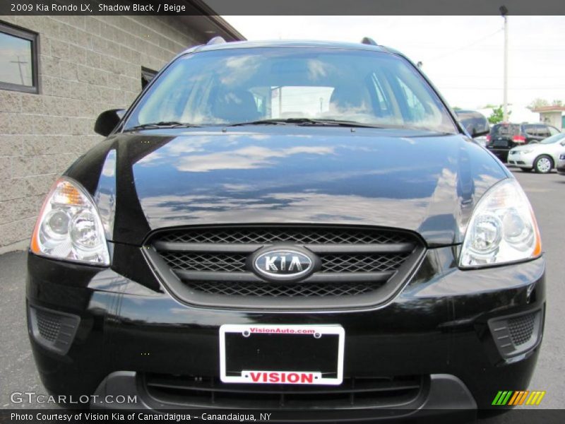 Shadow Black / Beige 2009 Kia Rondo LX