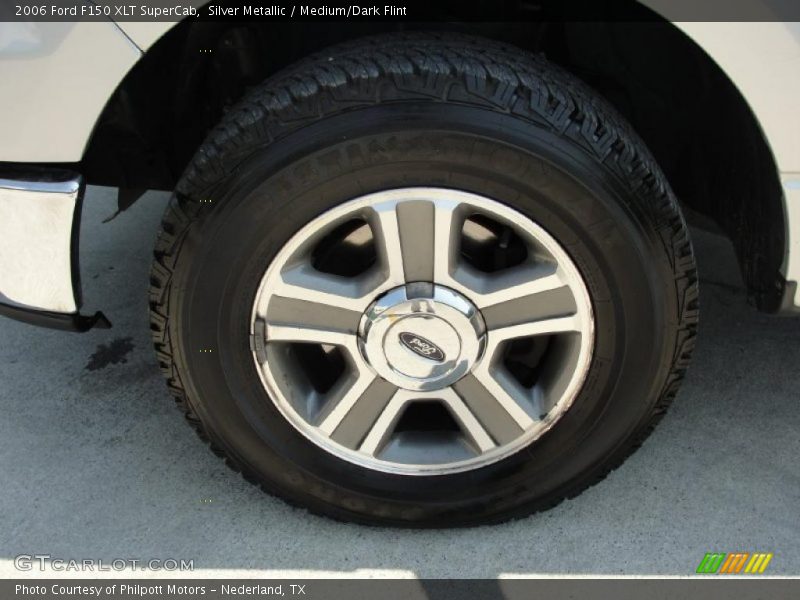 Silver Metallic / Medium/Dark Flint 2006 Ford F150 XLT SuperCab
