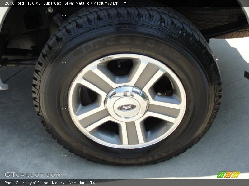 Silver Metallic / Medium/Dark Flint 2006 Ford F150 XLT SuperCab