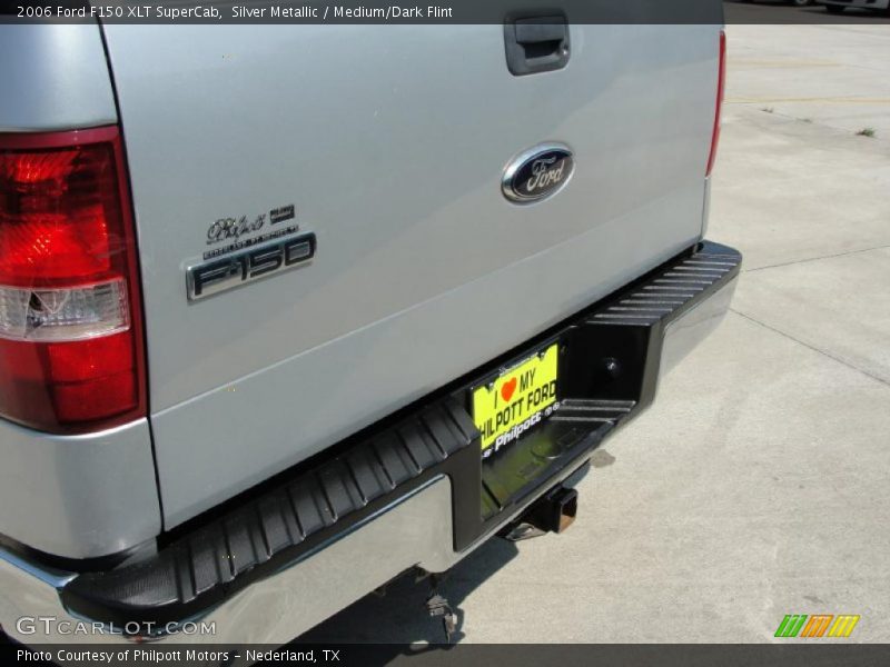 Silver Metallic / Medium/Dark Flint 2006 Ford F150 XLT SuperCab