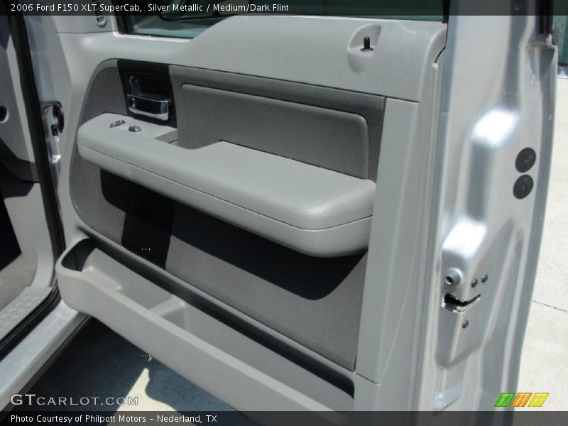 Silver Metallic / Medium/Dark Flint 2006 Ford F150 XLT SuperCab