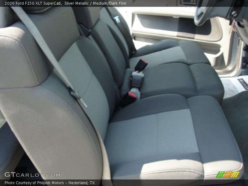 Silver Metallic / Medium/Dark Flint 2006 Ford F150 XLT SuperCab