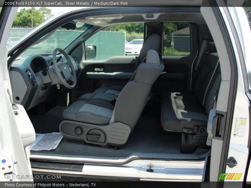 Silver Metallic / Medium/Dark Flint 2006 Ford F150 XLT SuperCab