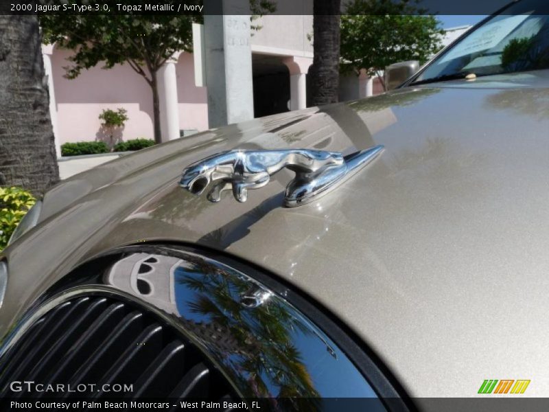 Topaz Metallic / Ivory 2000 Jaguar S-Type 3.0