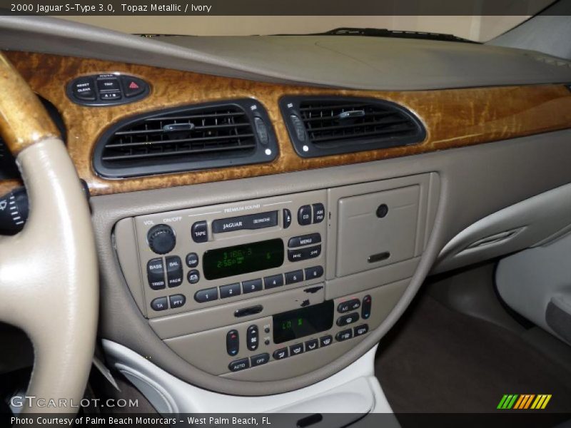 Topaz Metallic / Ivory 2000 Jaguar S-Type 3.0