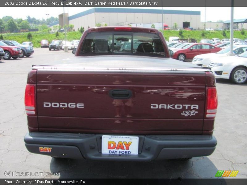 Dark Garnet Red Pearl / Dark Slate Gray 2003 Dodge Dakota SXT Regular Cab 4x4