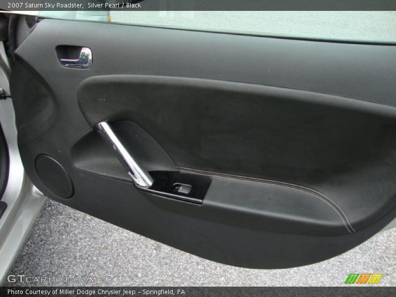 Silver Pearl / Black 2007 Saturn Sky Roadster