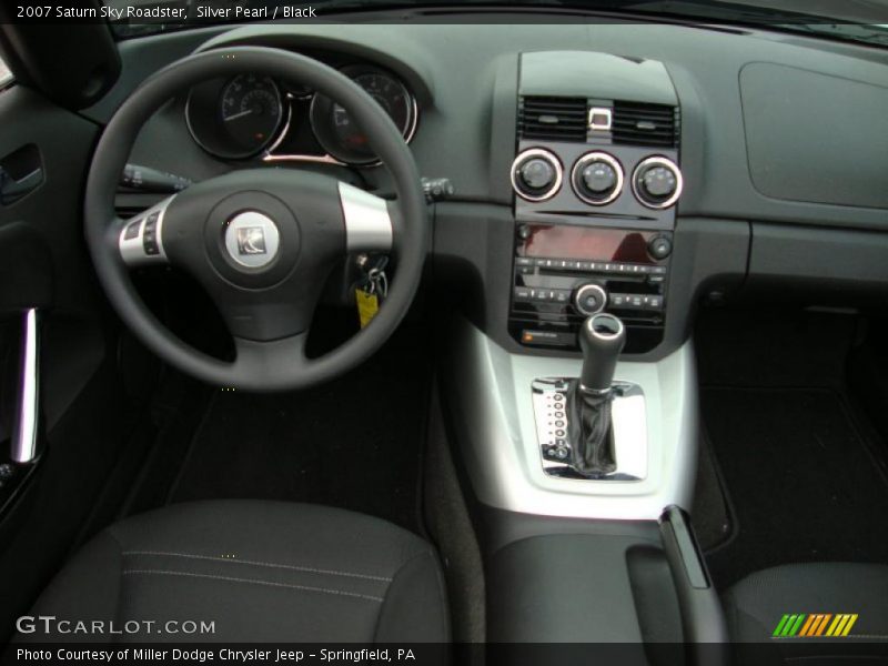 Silver Pearl / Black 2007 Saturn Sky Roadster